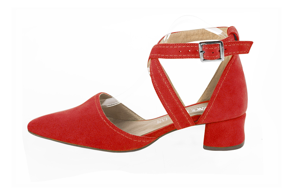 Scarlet red open side elegant shoes, with crossed straps. Tapered toe. Low flare heels. - Florence KOOIJMAN